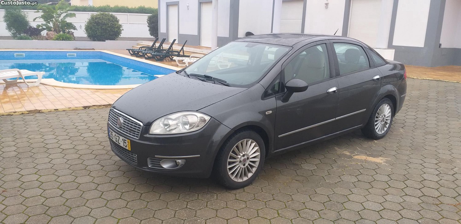 Fiat Linea 1.3 multijet — fotografia 2