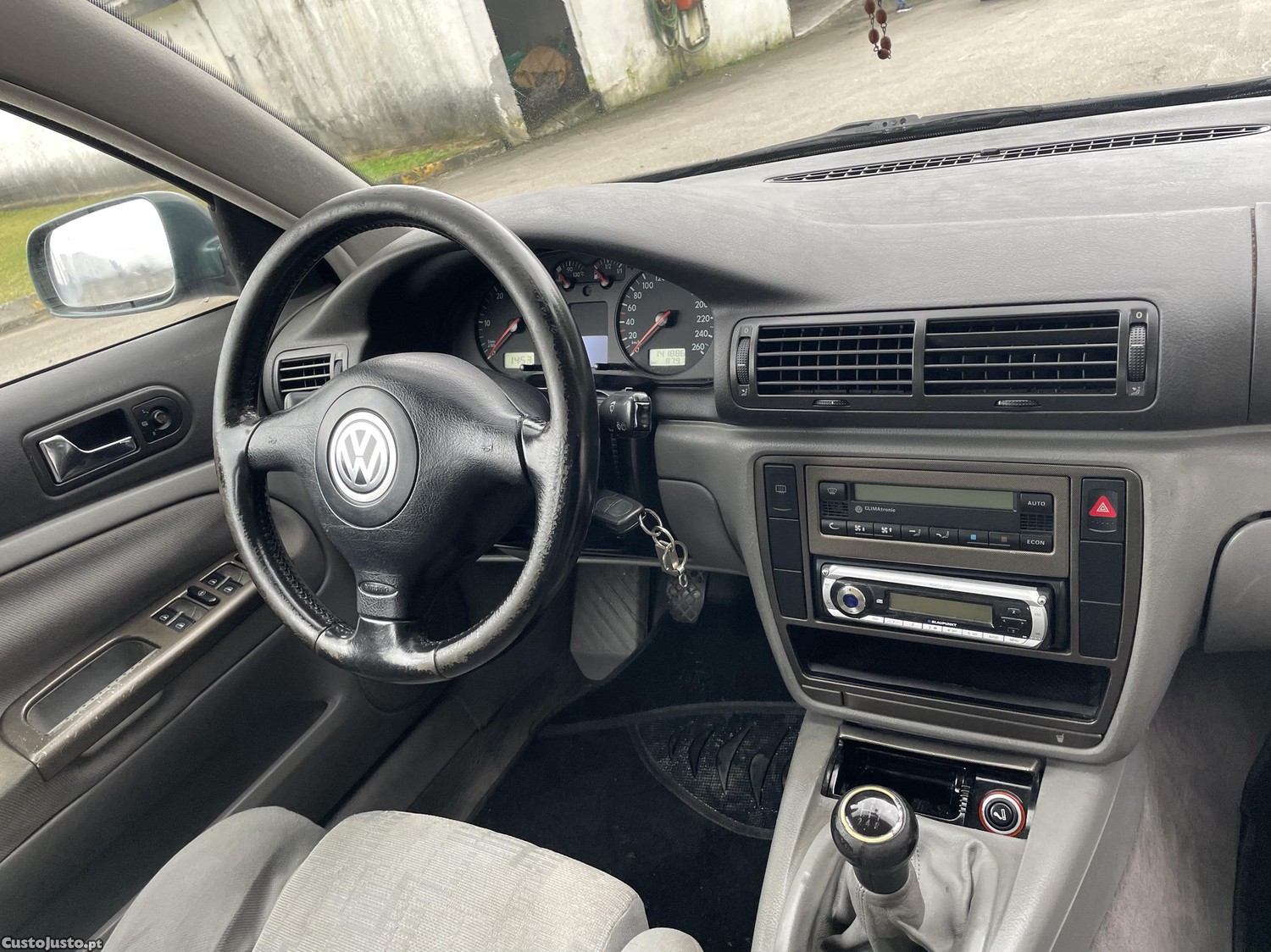 Volkswagen Passat 1.9TDI — fotografia 5