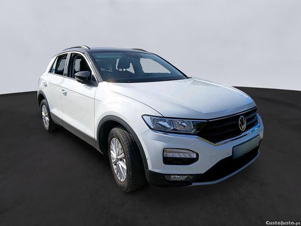 Volkswagen T-Roc 1.0 TSI Style 110cv — fotografia 20