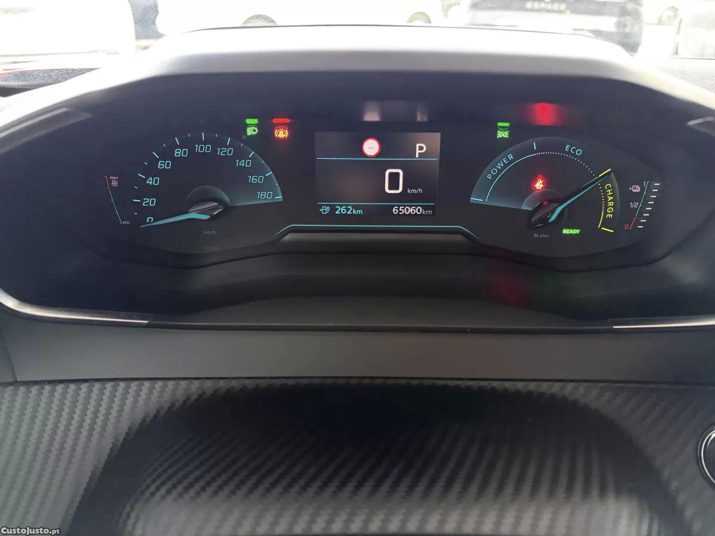 Peugeot e-2008 Active — fotografia 3