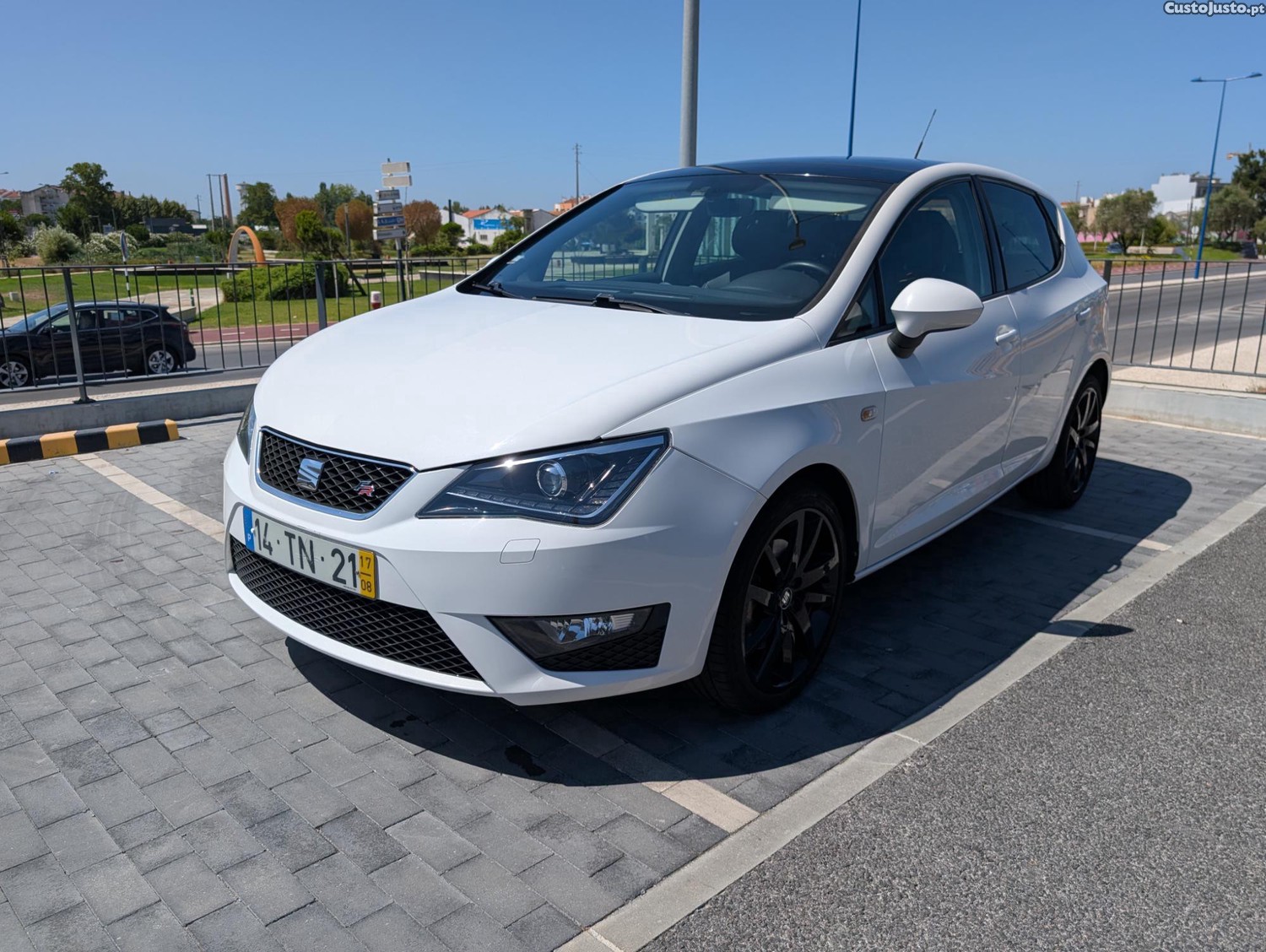 SEAT Ibiza FR 1.4tdi — fotografia 11