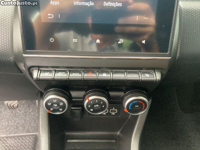 Renault Clio TCe 90 EQUILIBRE — fotografia 9