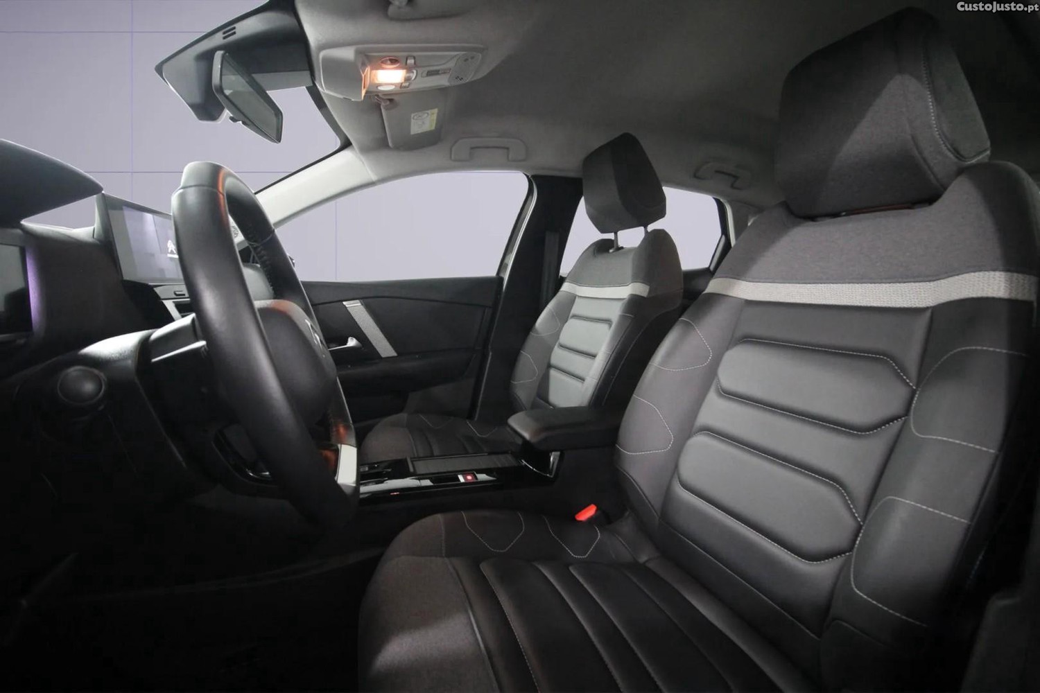 Citroën e-C4 50 kWh Shine Pack — fotografia 7