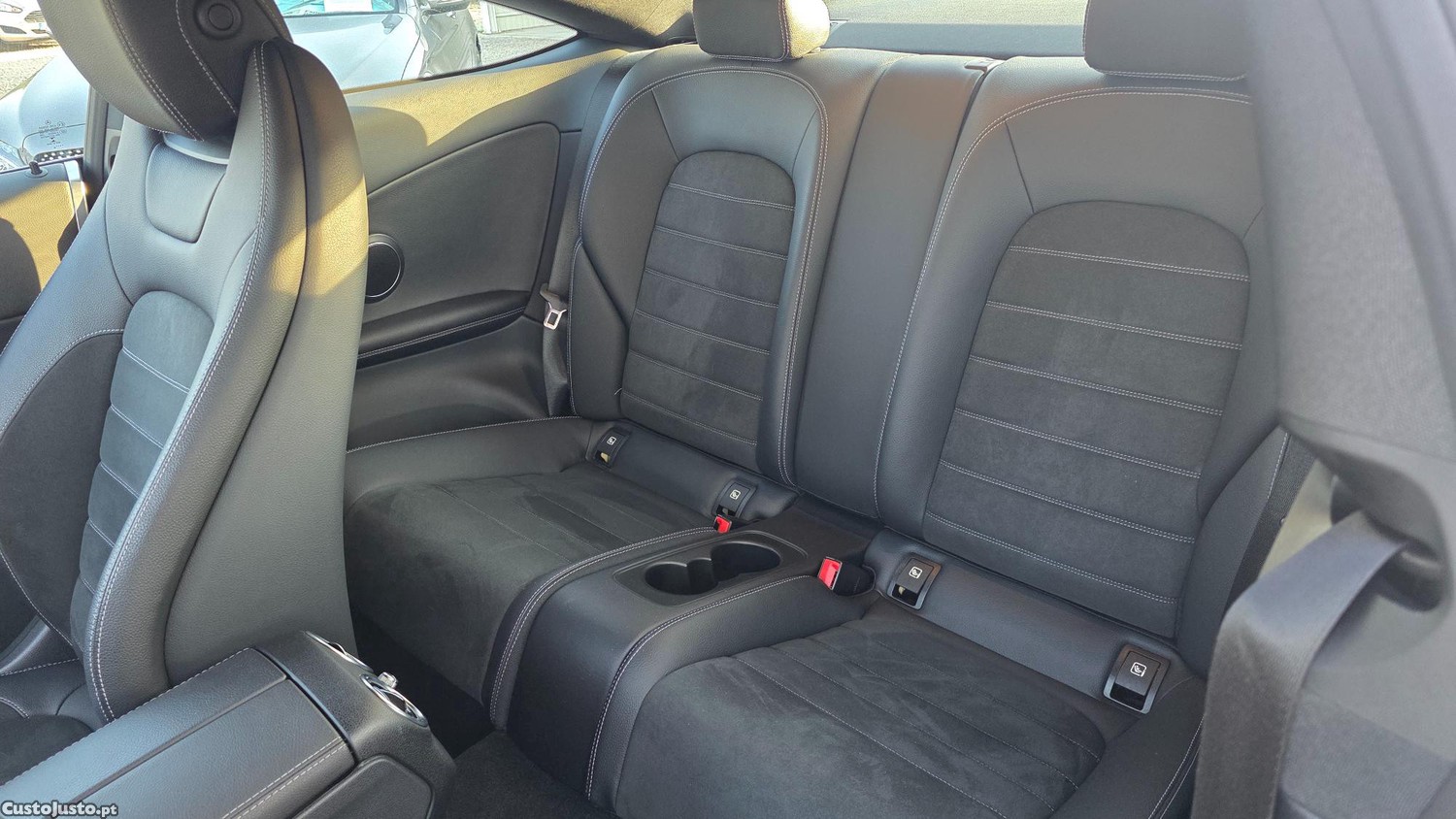 Mercedes-Benz C 220 d CoupeAMG 170cv — fotografia 6