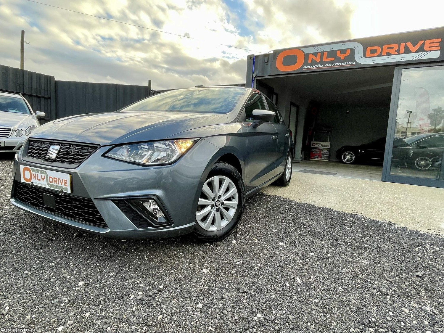 SEAT Ibiza 1.6TDi Reference — fotografia 5