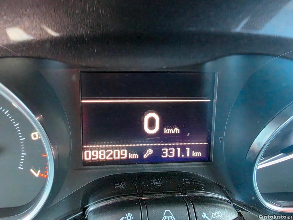 Peugeot 2008 1.2Vti 82Cv Style 90.000Km 01/2015 — fotografia 4