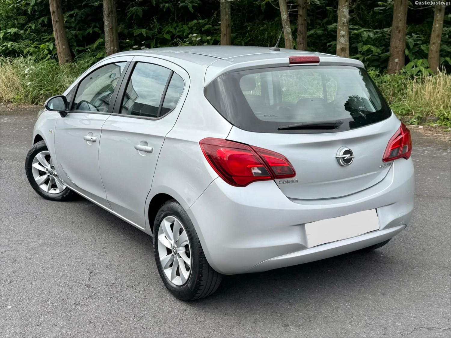 Opel Corsa Diesel 95CV Motor de Corrente — fotografia 7