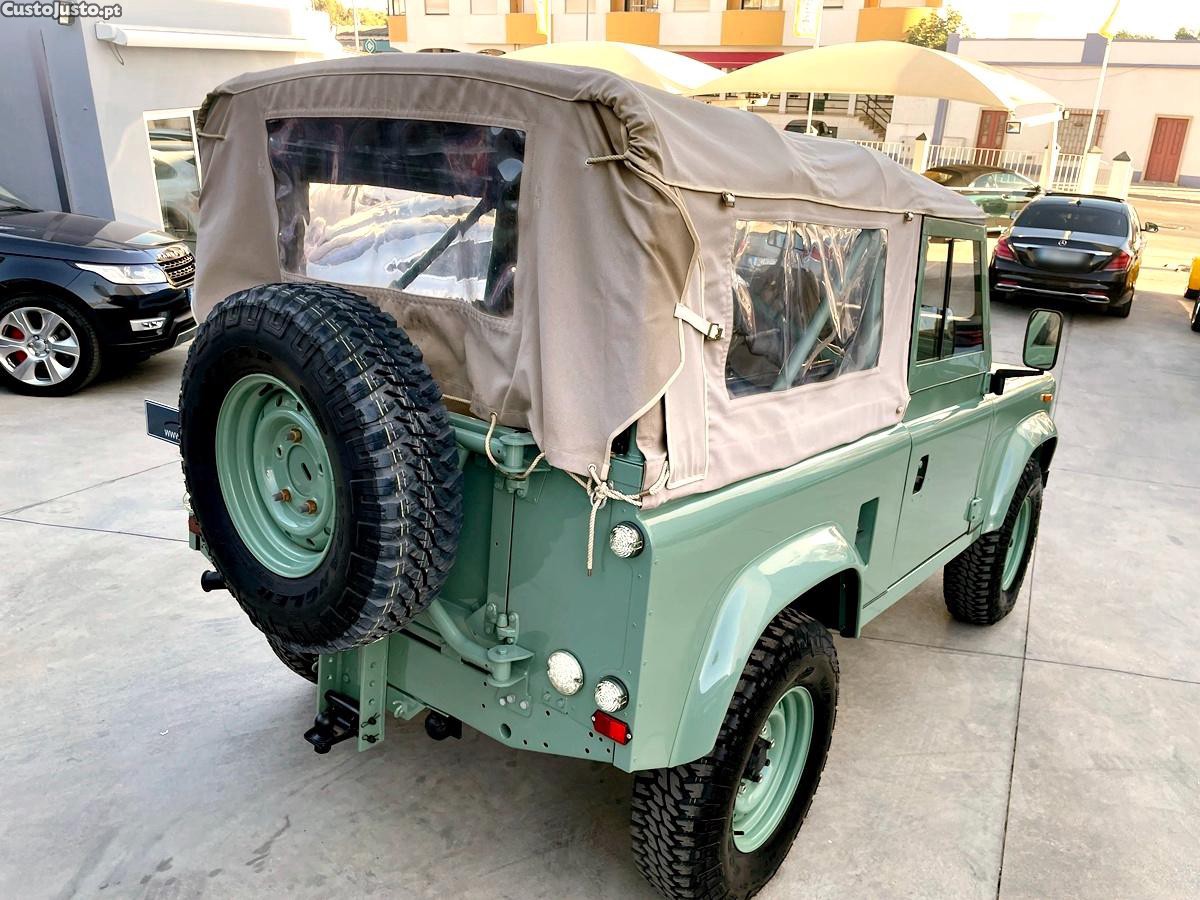 Land Rover Defender 90/300 TDi 6 Lugares — fotografia 12