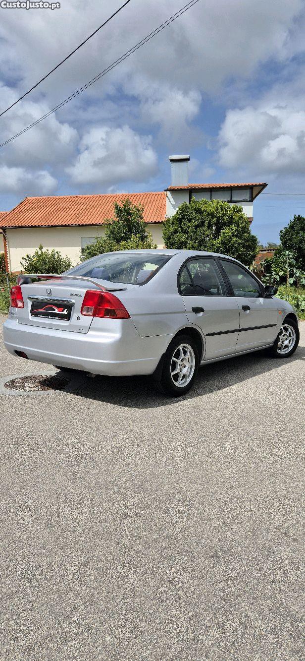 Honda Civic 1.4 I VII Três Volumes — fotografia 9