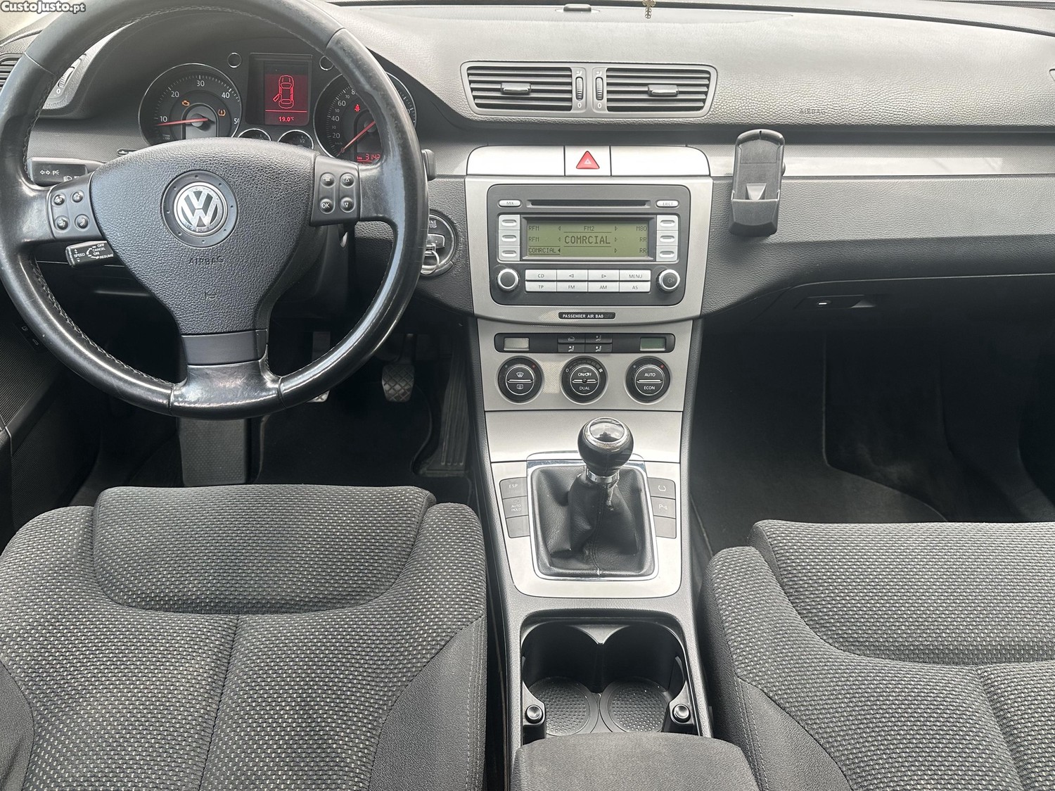 Volkswagen Passat 2.0 TDI 140 CV Nacional — fotografia 6
