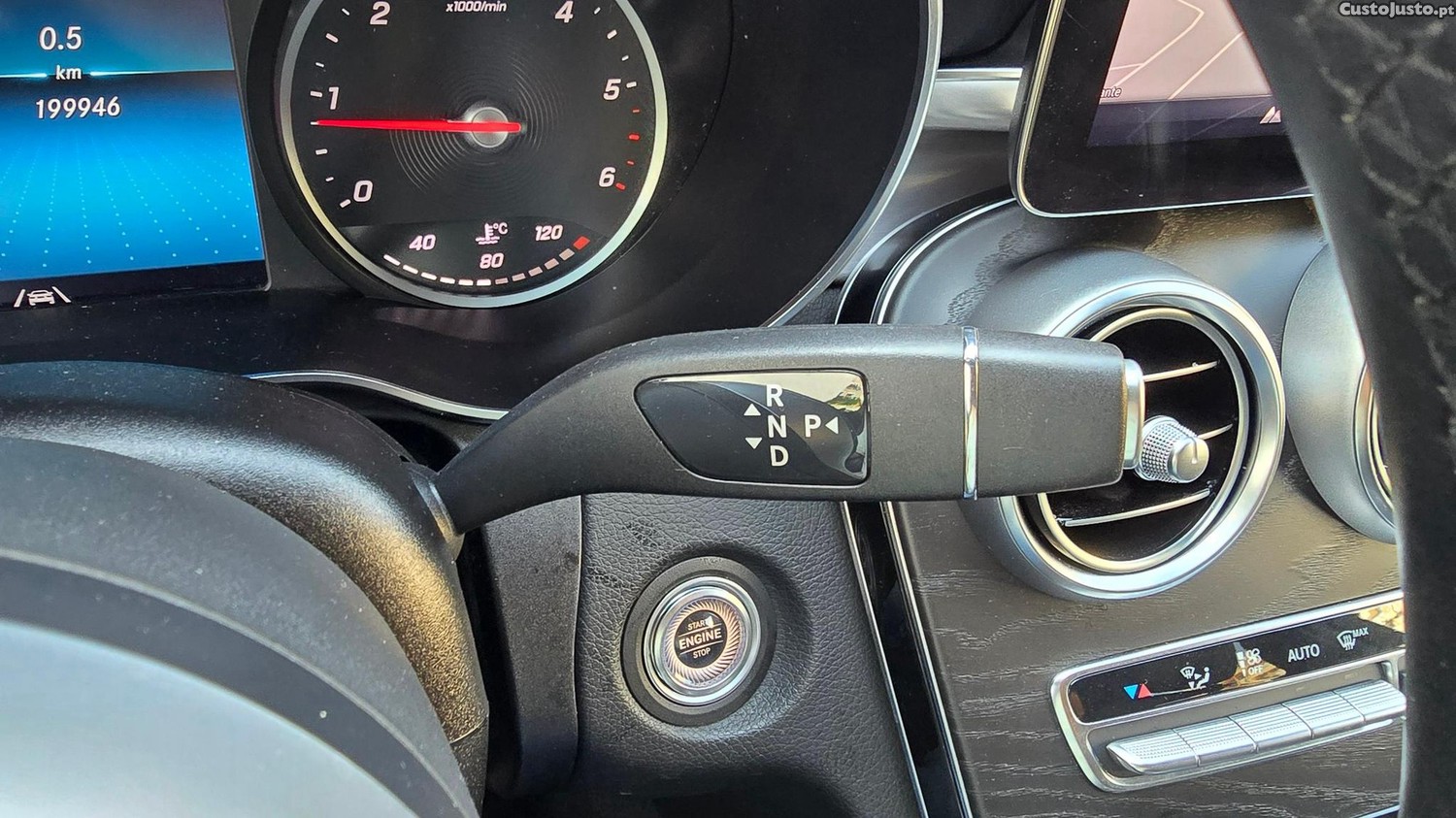 Mercedes-Benz C 220 d AMG Line — fotografia 12