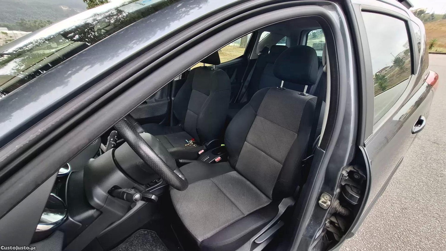 Peugeot 207 1.6 hdi sport fap — fotografia 3