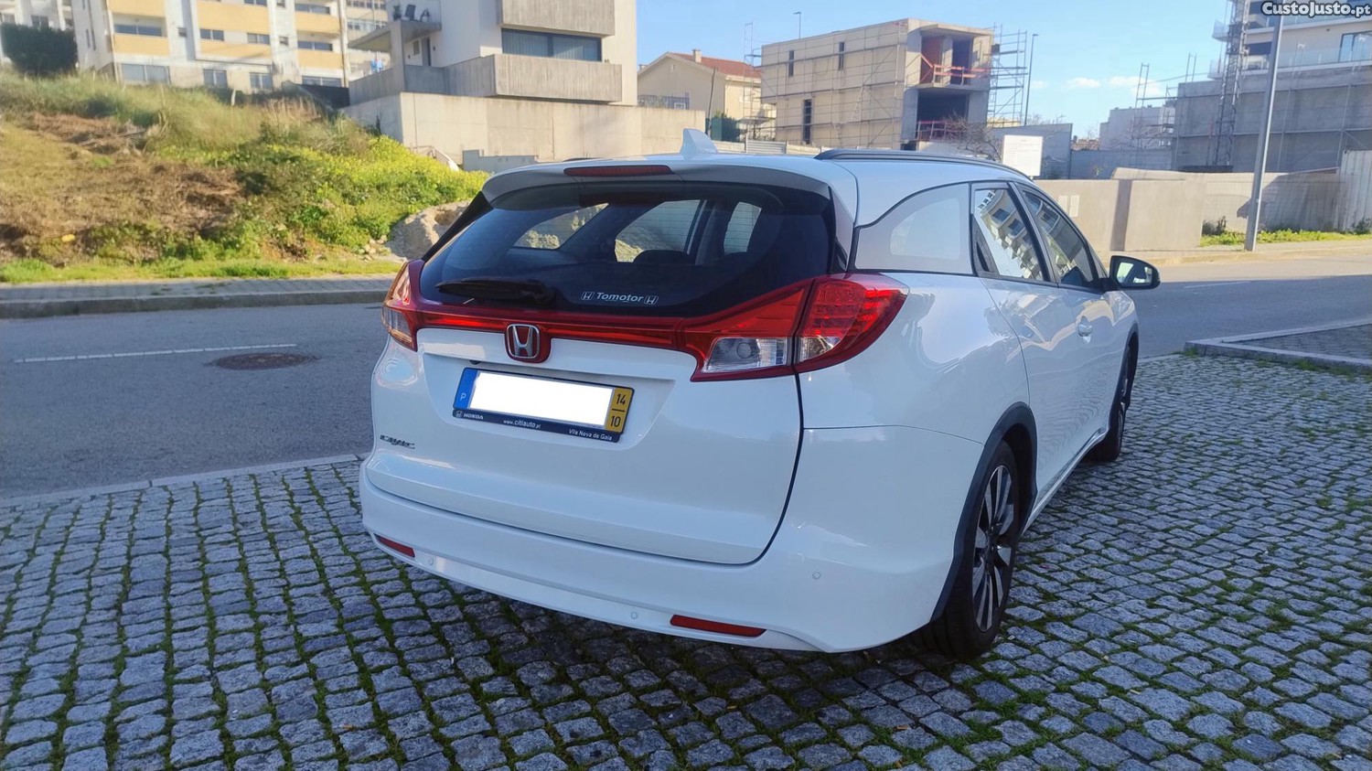 Honda Civic Tourer 1.6 i-DTEC Comfort — fotografia 5