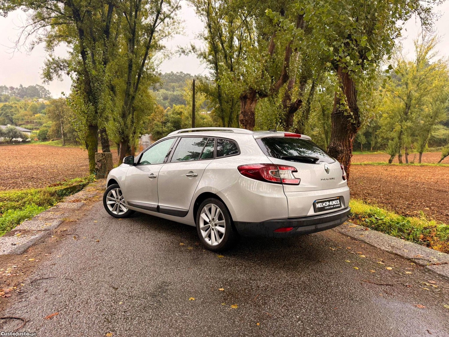 Renault Mégane Sport Tourer 1.5 dCi Dynamique S - 09 — photo 3