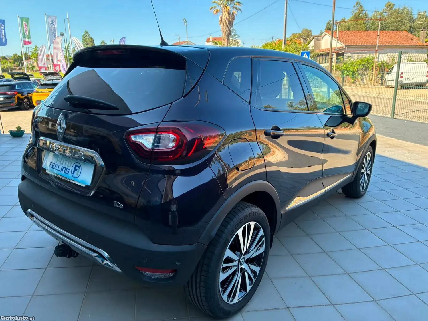 Renault Captur 1.2 TCe Initiale Paris EDC — fotografia 30