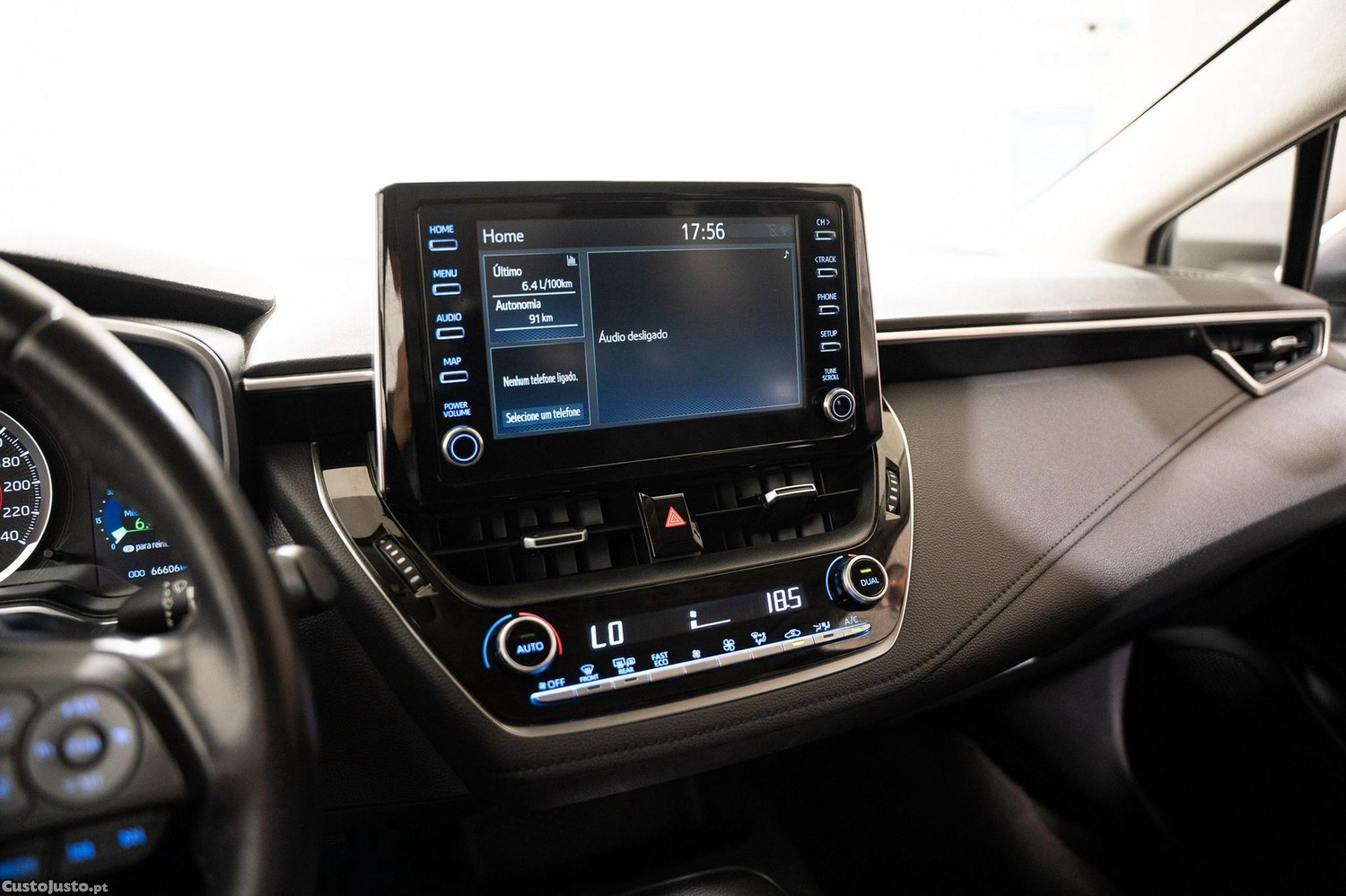 Toyota Corolla COMFORT 1.5 VVTi — fotografia 11
