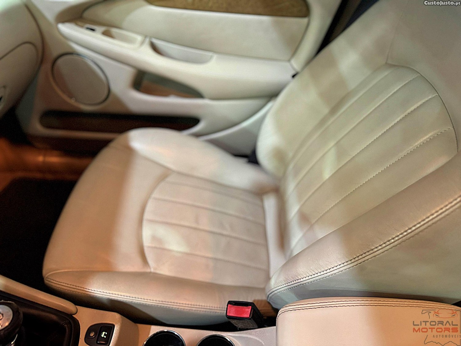 Jaguar X-Type 2.0 Executive — fotografia 6