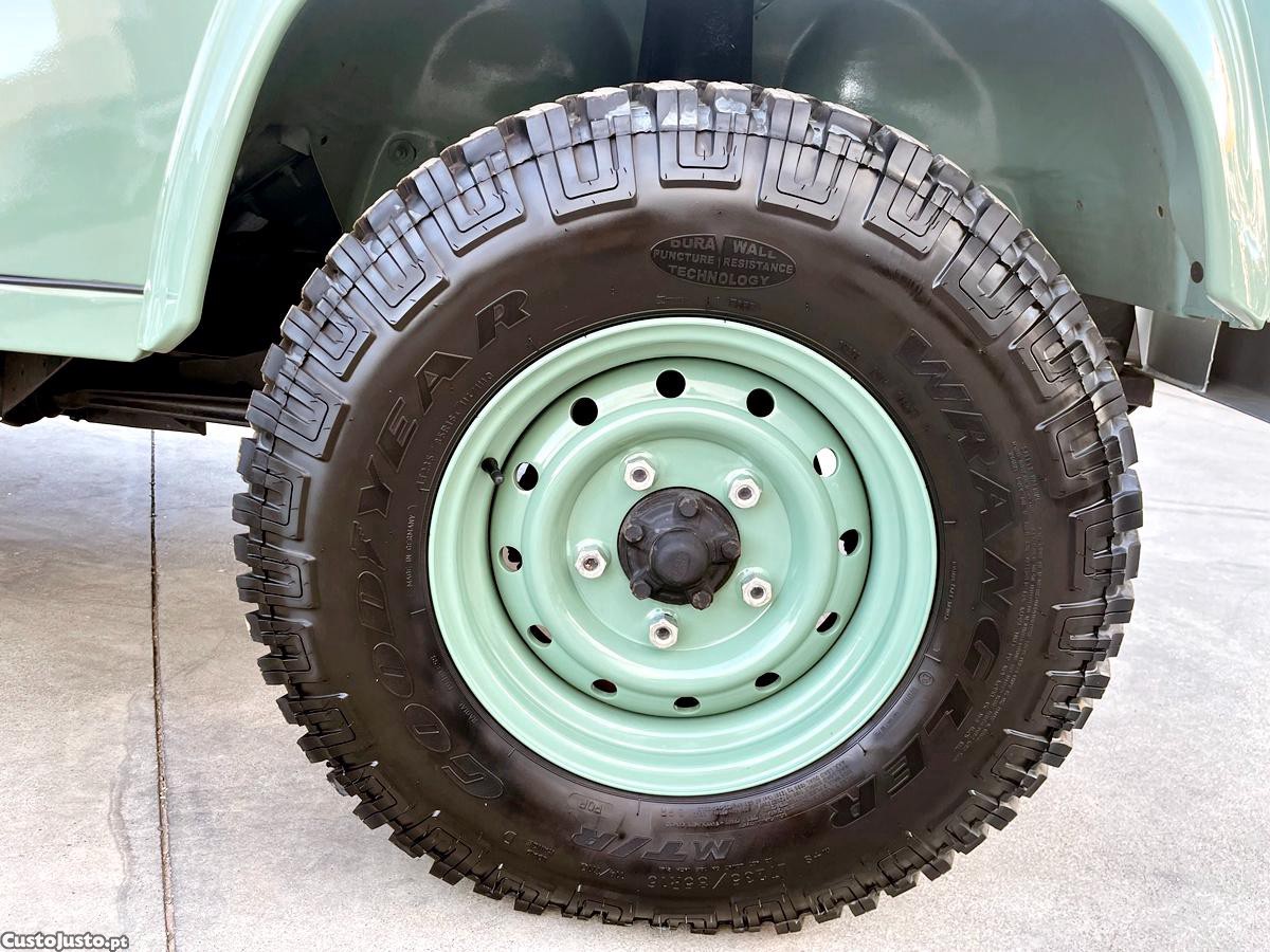 Land Rover Defender 90/300 TDi 6 Lugares — fotografia 16