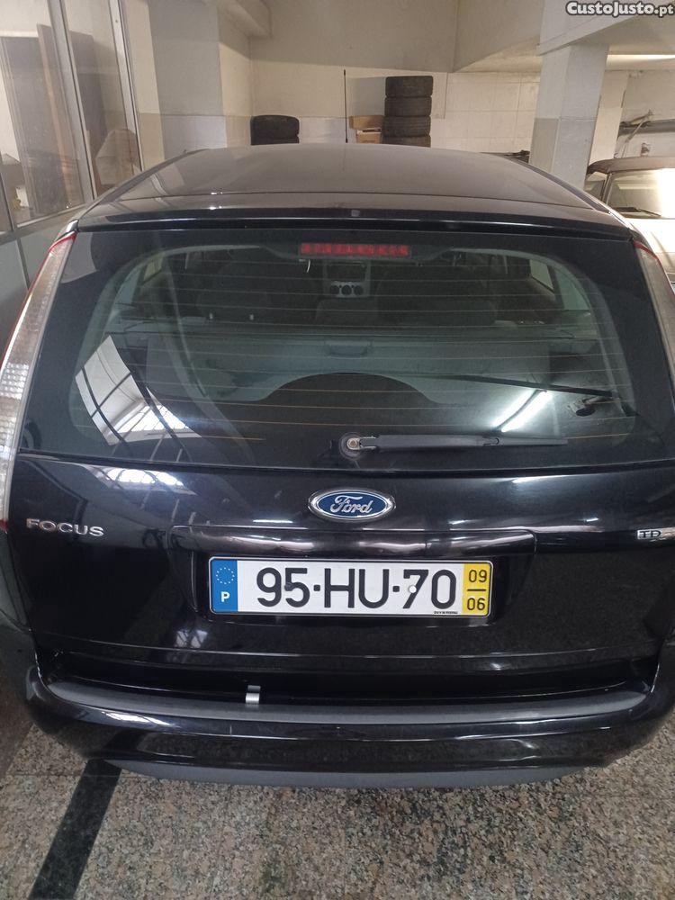 Ford Focus SW 1.6 diesel como novo — fotografia 4