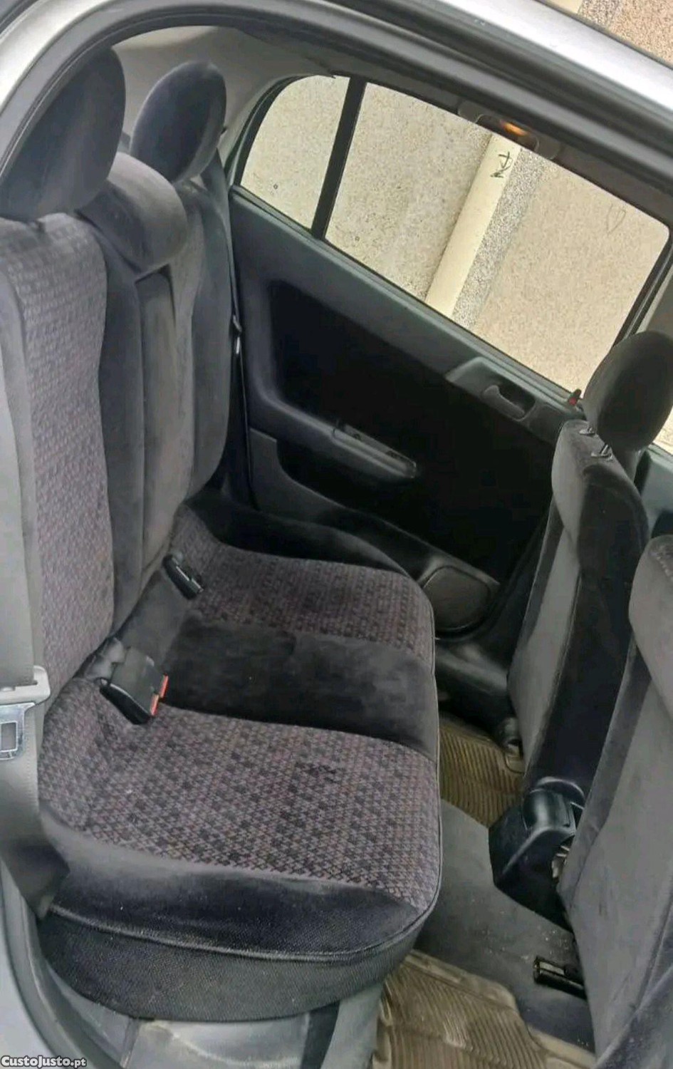 Opel Astra G 2.0 dti - 00 foto 3