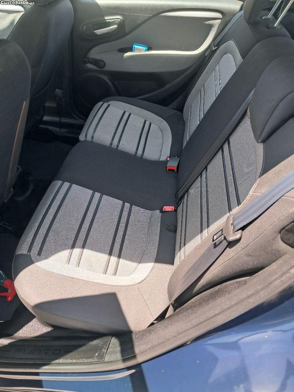 Fiat Punto 1.2i evo — fotografia 3