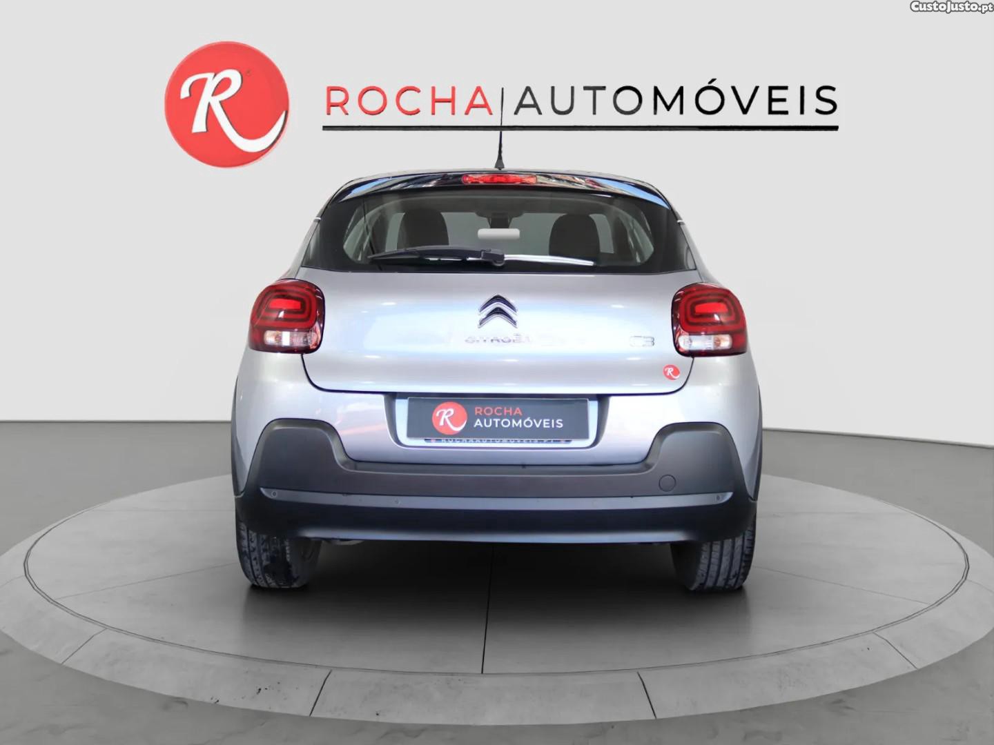 Citroën C3 1.2 PureTech Shine — fotografia 8
