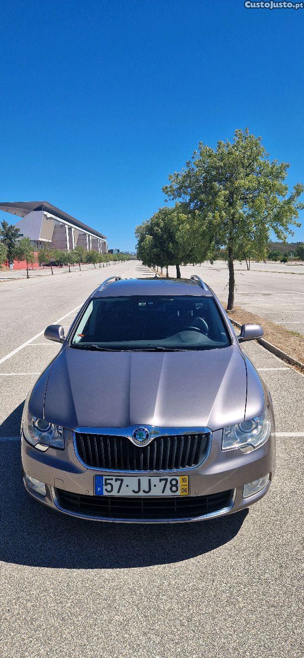 Skoda Superb Elegance — fotografia 5