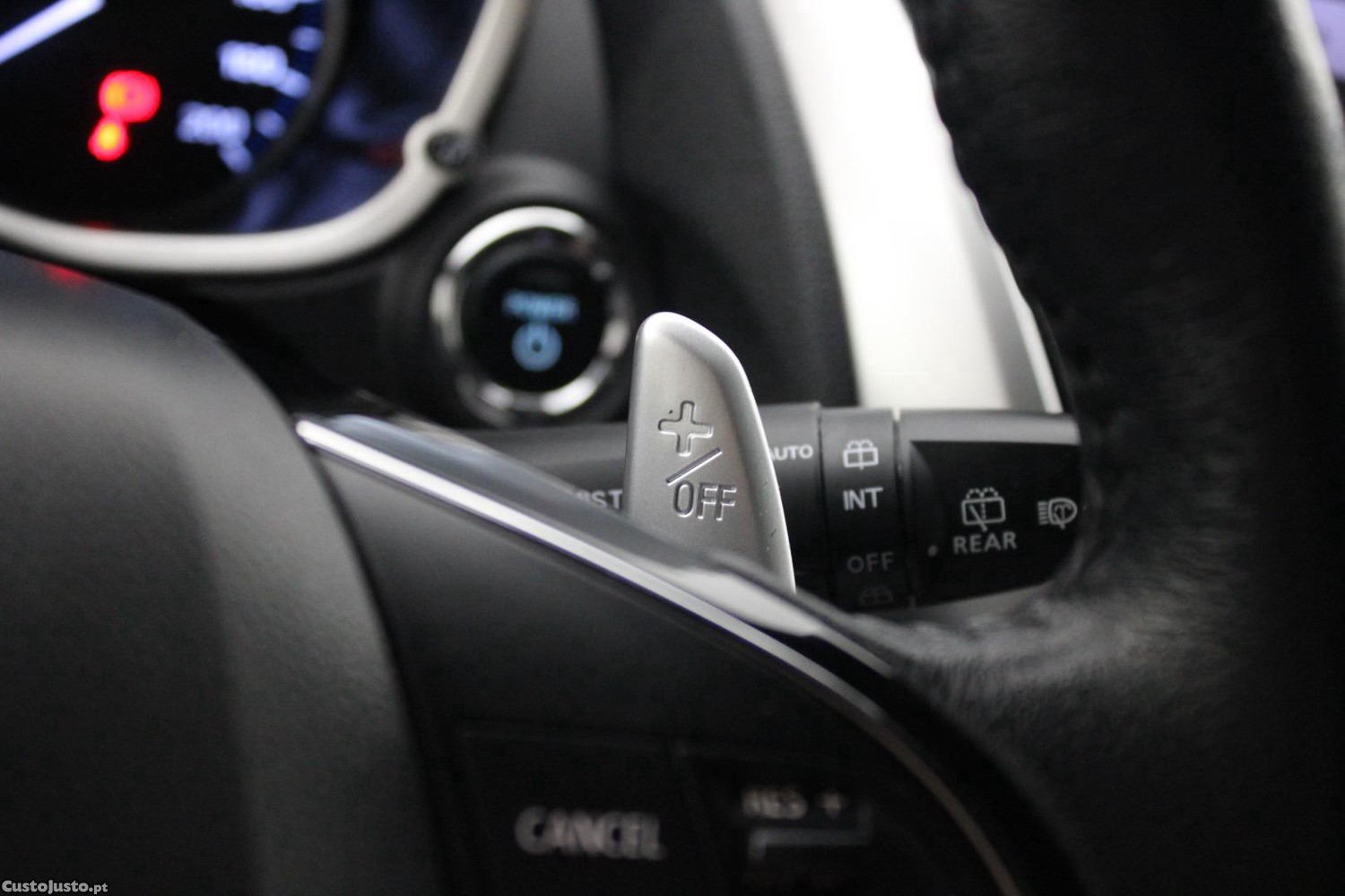 Mitsubishi Eclipse CROSS 2.4 PHEV 4WD (AUTO) — fotografia 20