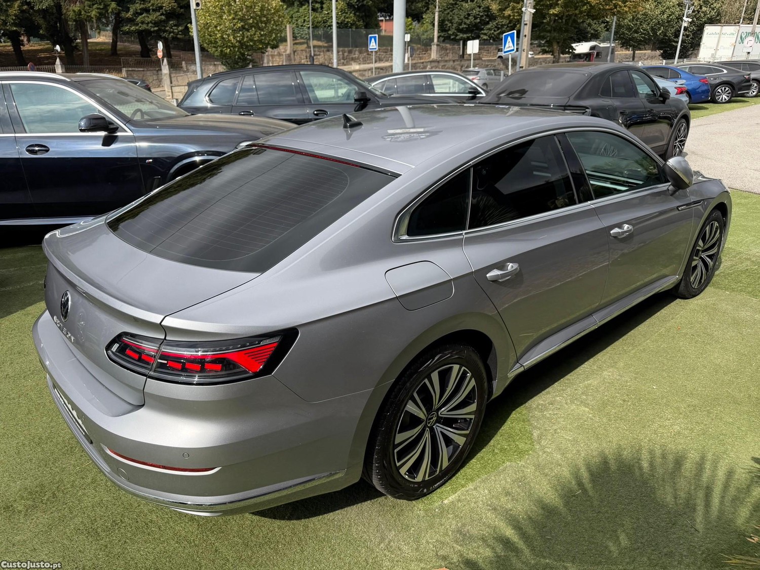 Volkswagen Arteon 2.0 TDI Elegance DSG — fotografia 22
