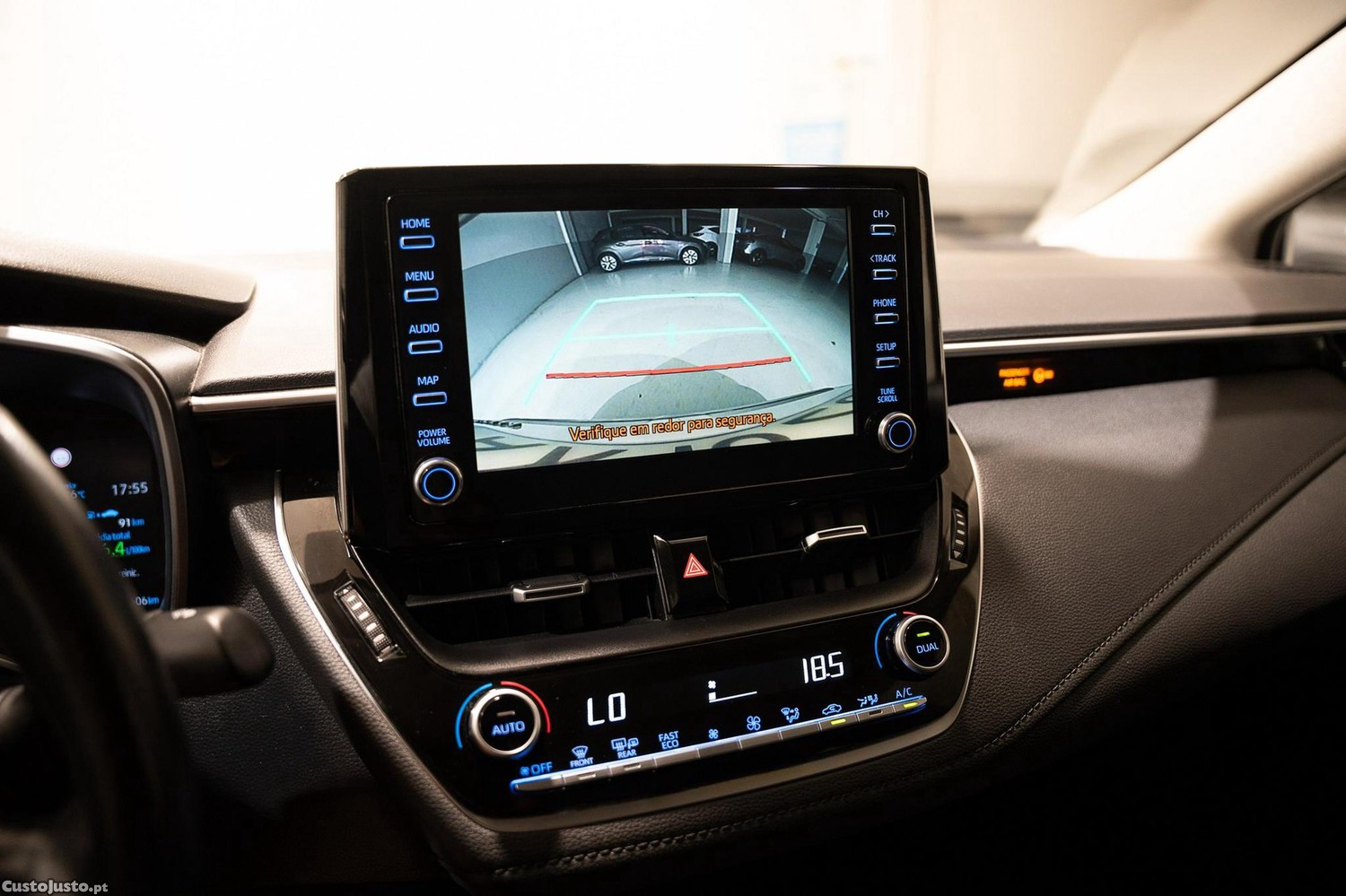 Toyota Corolla COMFORT 1.5 VVTi — fotografia 8