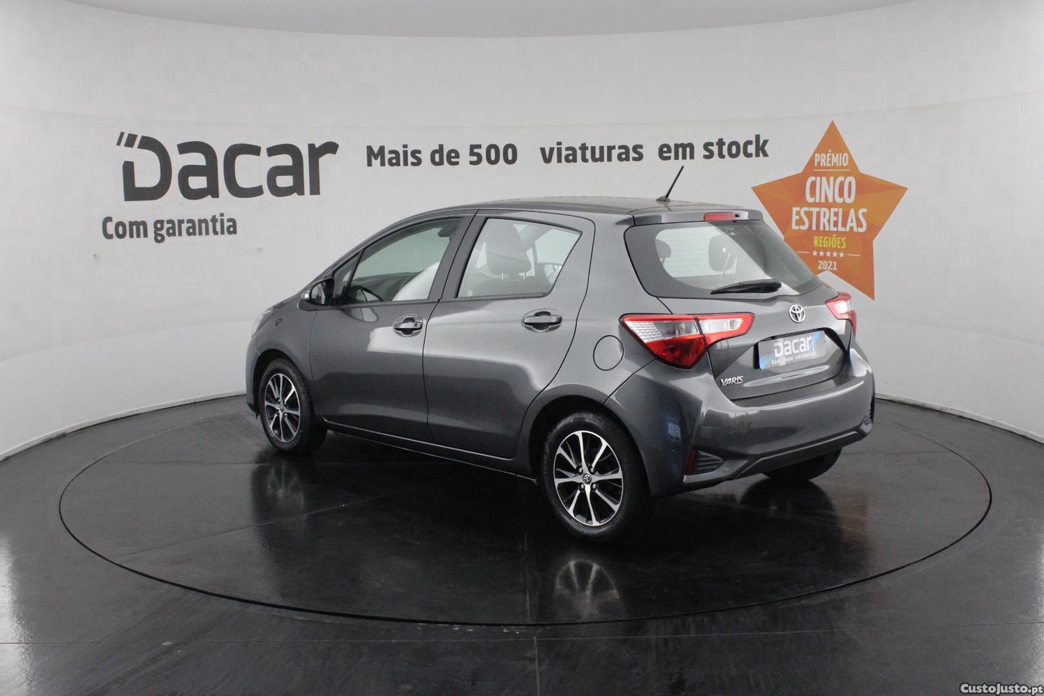 Toyota Yaris 1.0 VVT-I CONFORT — fotografia 36