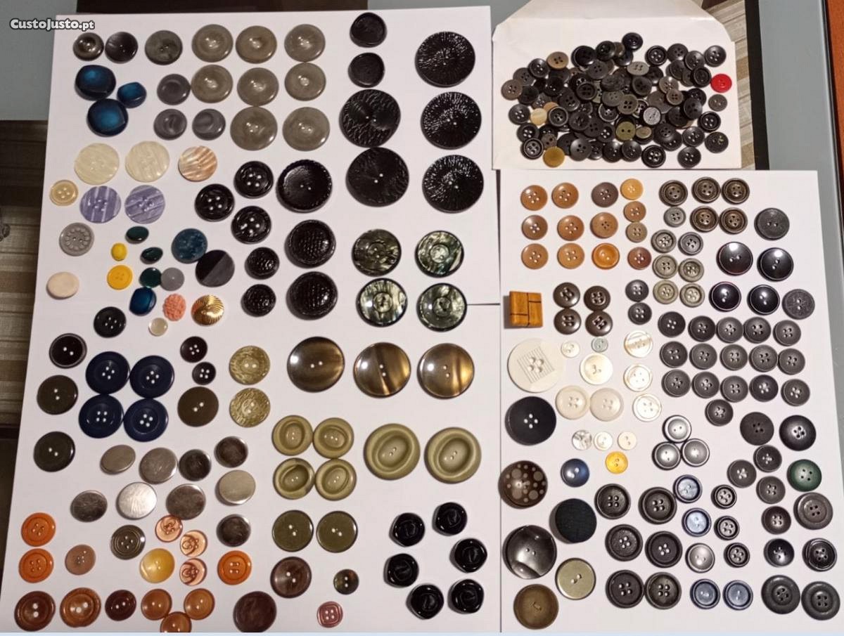 Lote de300 botões vintage antigos