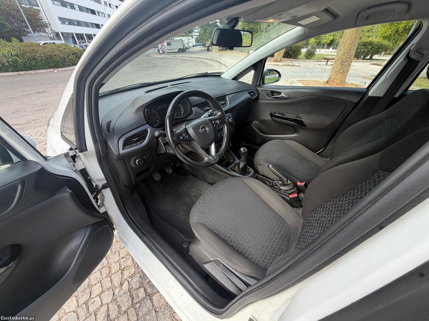 Opel Corsa 1.3 CDTI ENJOY — fotografia 8