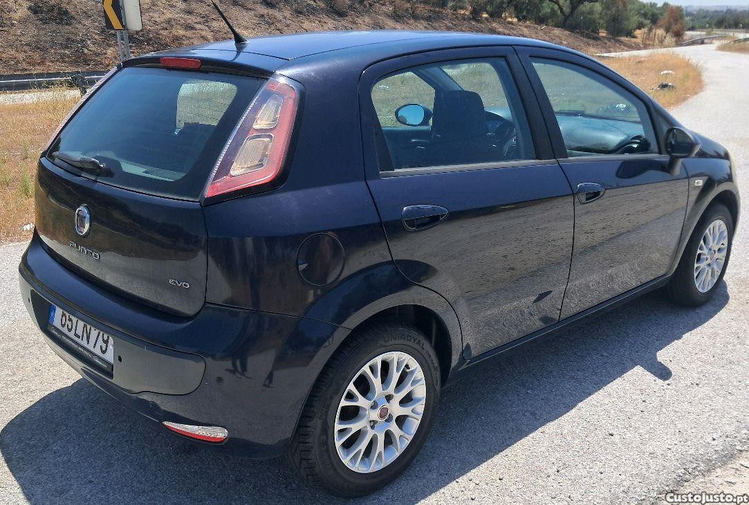 Fiat Punto 1.2i evo — fotografia 7