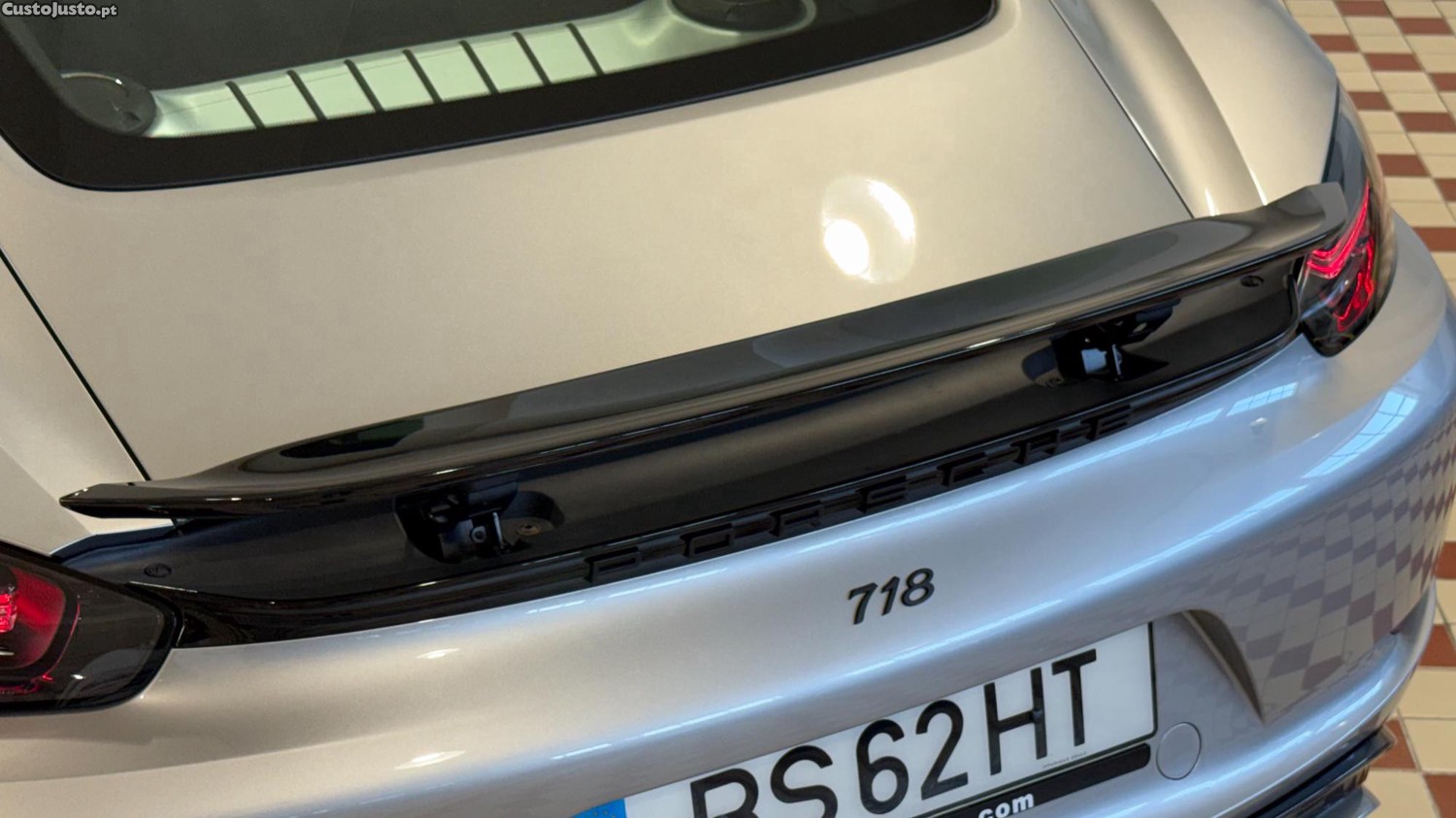 Porsche Cayman 718 — fotografia 13