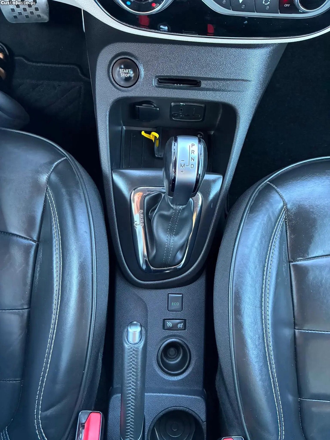 Renault Captur 1.2 TCe Initiale Paris EDC — fotografia 10