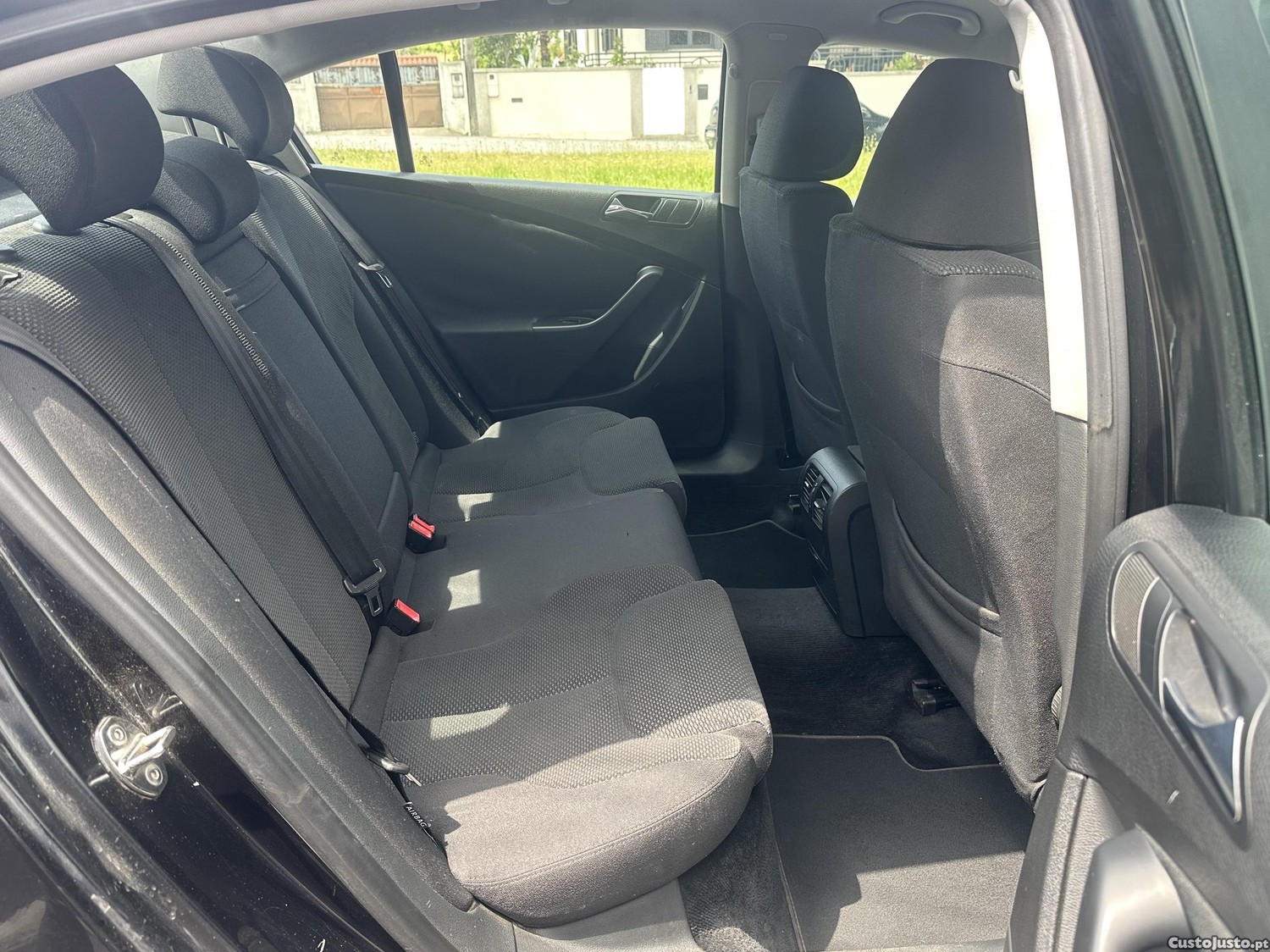 Volkswagen Passat 2.0 TDI 140 CV Nacional — fotografia 3