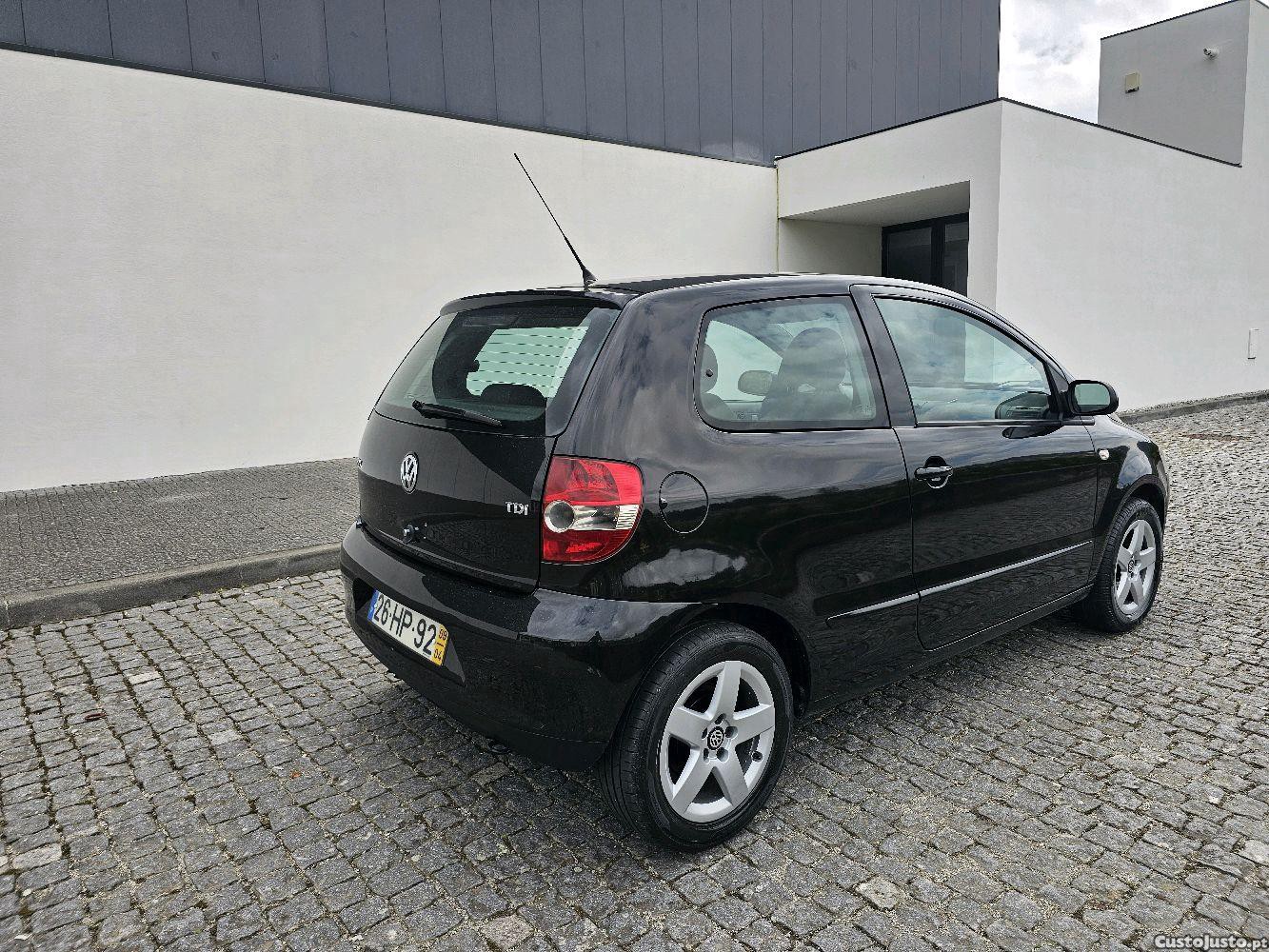 Volkswagen Fox 1.4 TDi — fotografia 8