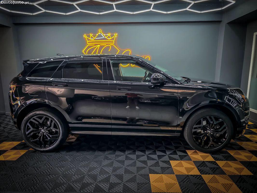 Land Rover Evoque P300e R-Dynamic SE — fotografia 6
