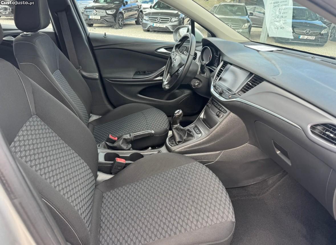 Opel Astra Sports Tourer 1.6 CDTI Edition S/S — fotografia 2