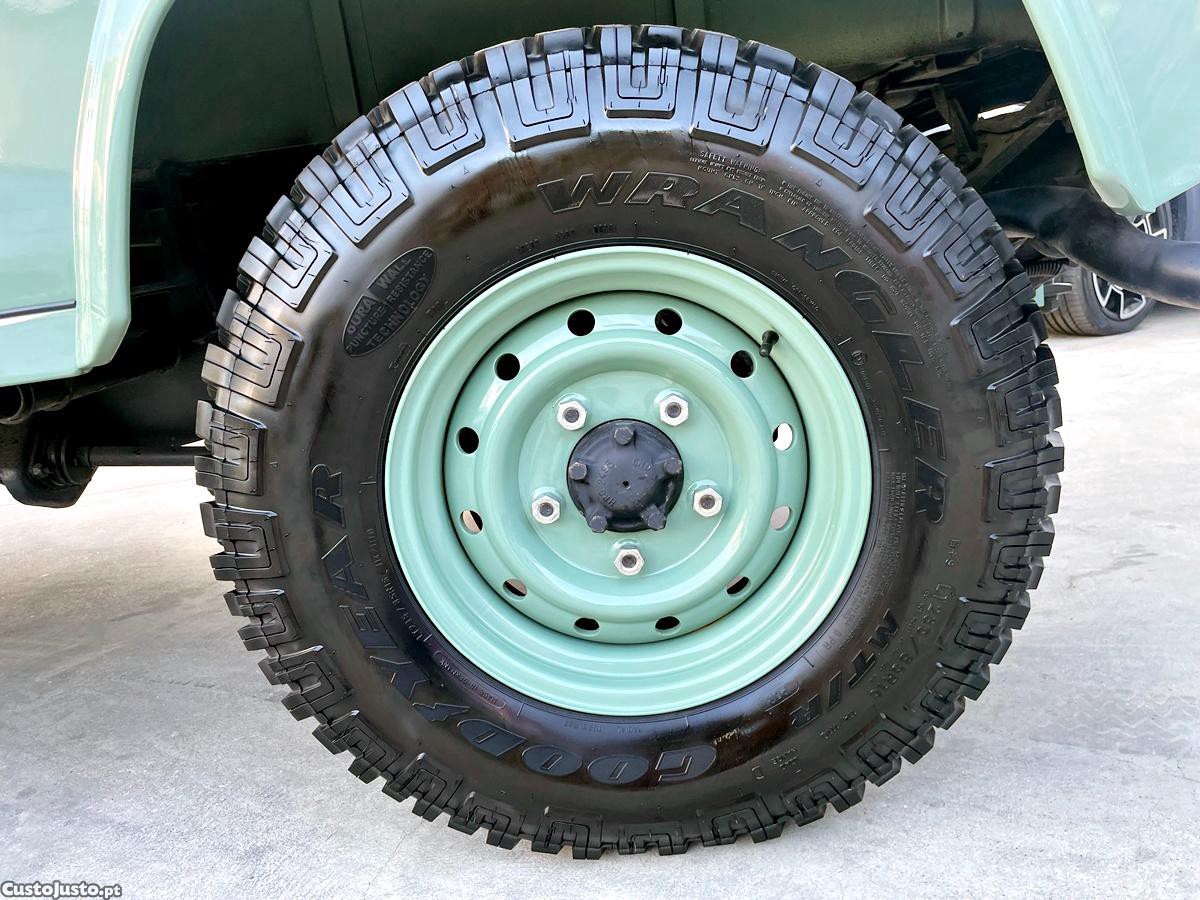 Land Rover Defender 90/300 TDi 6 Lugares — fotografia 6