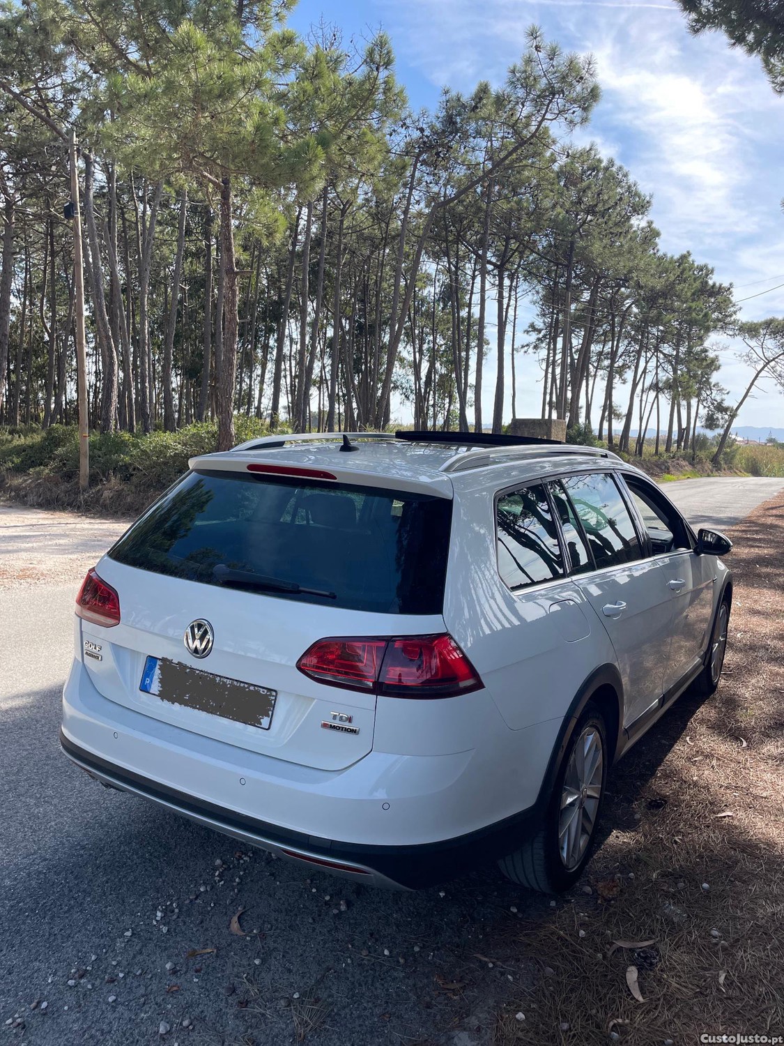 Volkswagen Golf 7 VARIANT 4MOTION — fotografia 10