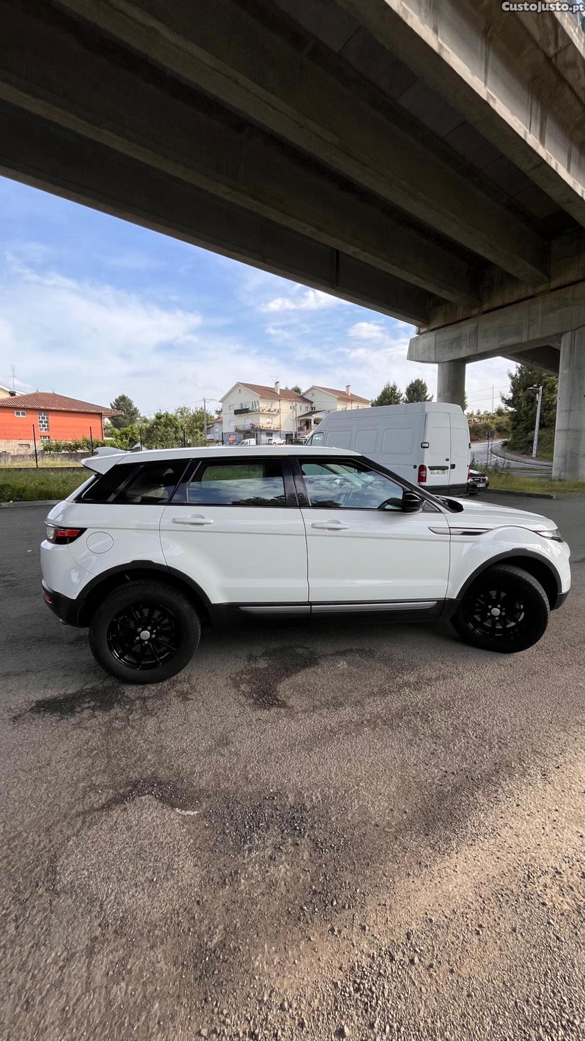 Land Rover Evoque Rover — fotografia 4