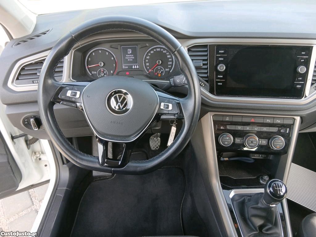Volkswagen T-Roc 1.0 TSI Style 110cv — fotografia 14