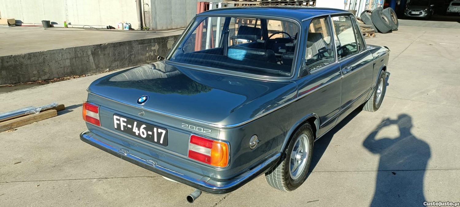 BMW 2002 de 1972 — fotografia 6