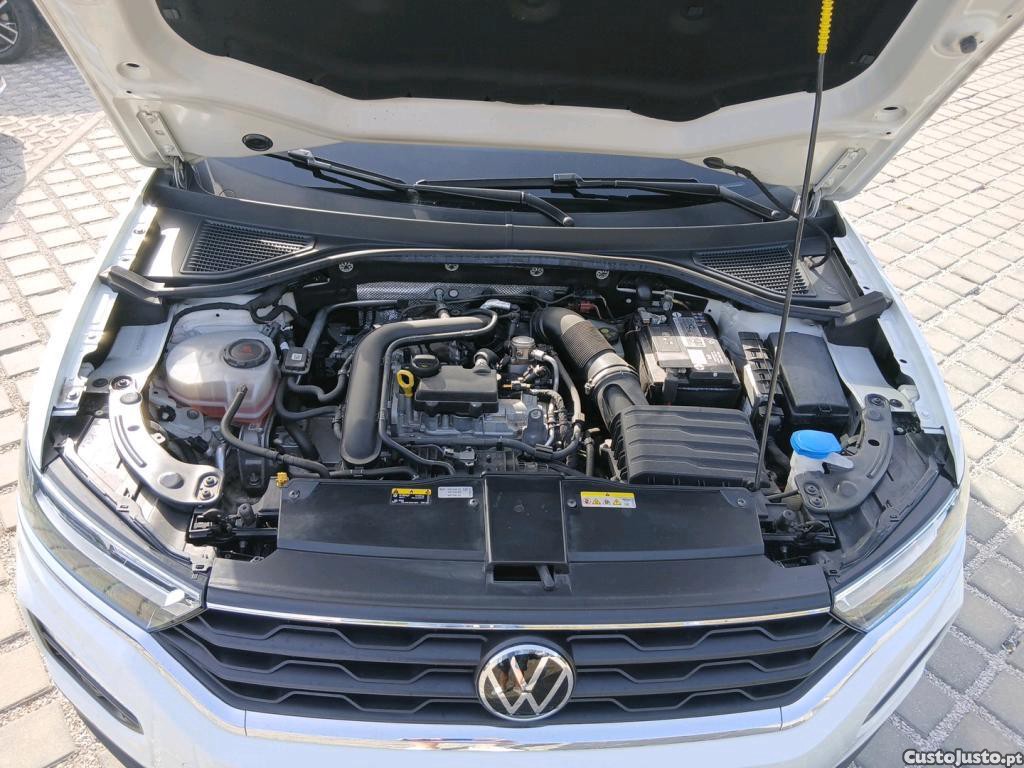 Volkswagen T-Roc 1.0 TSI Style 110cv — fotografia 17