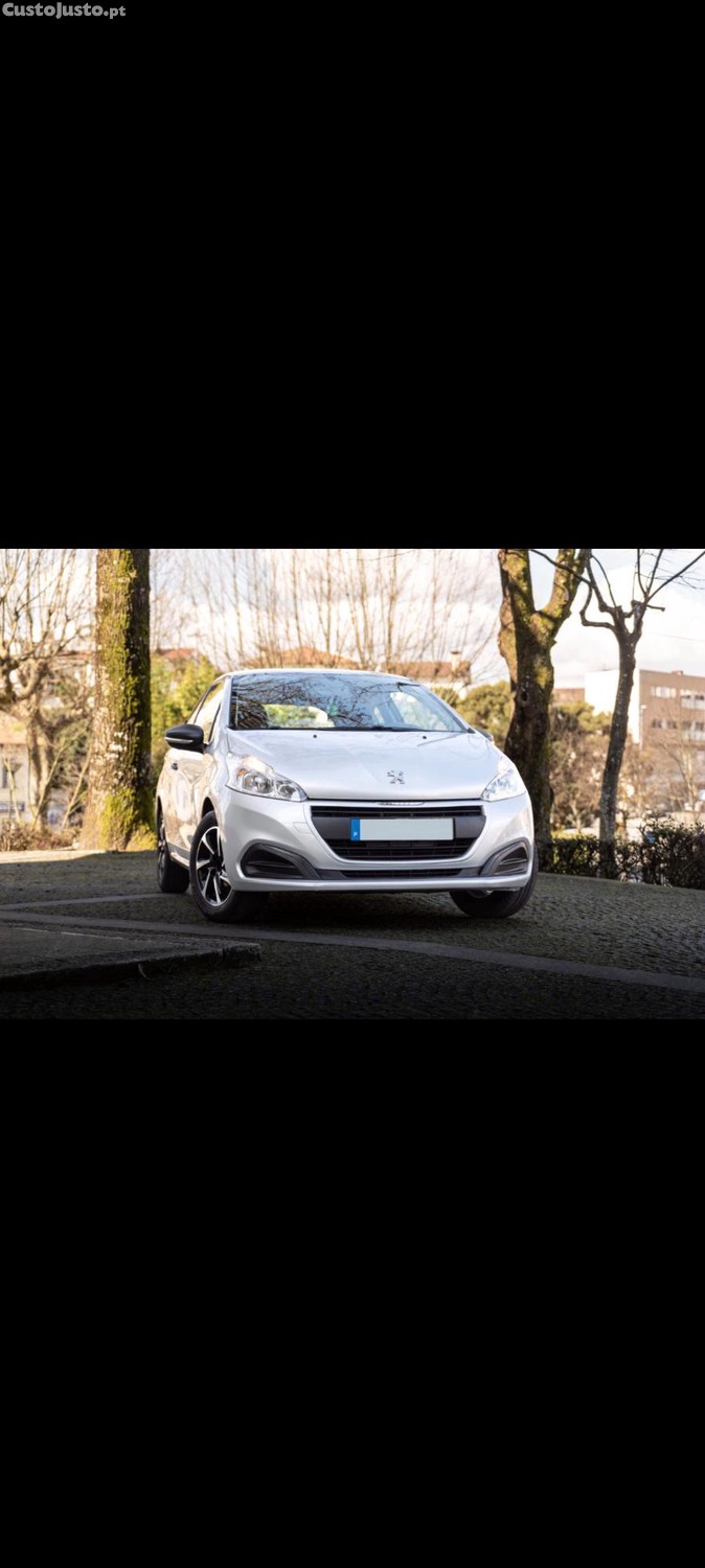 Peugeot 208 1.6hdi — fotografia 8