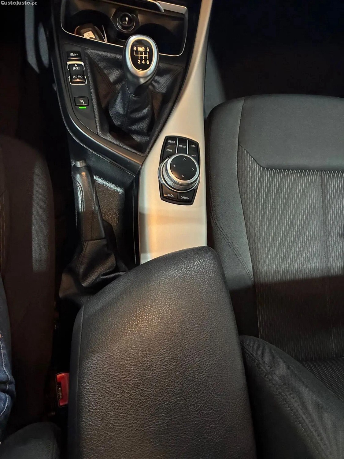 BMW 116 d Advantage — fotografia 10