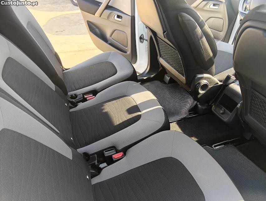 Citroën C4 Picasso — fotografia 4