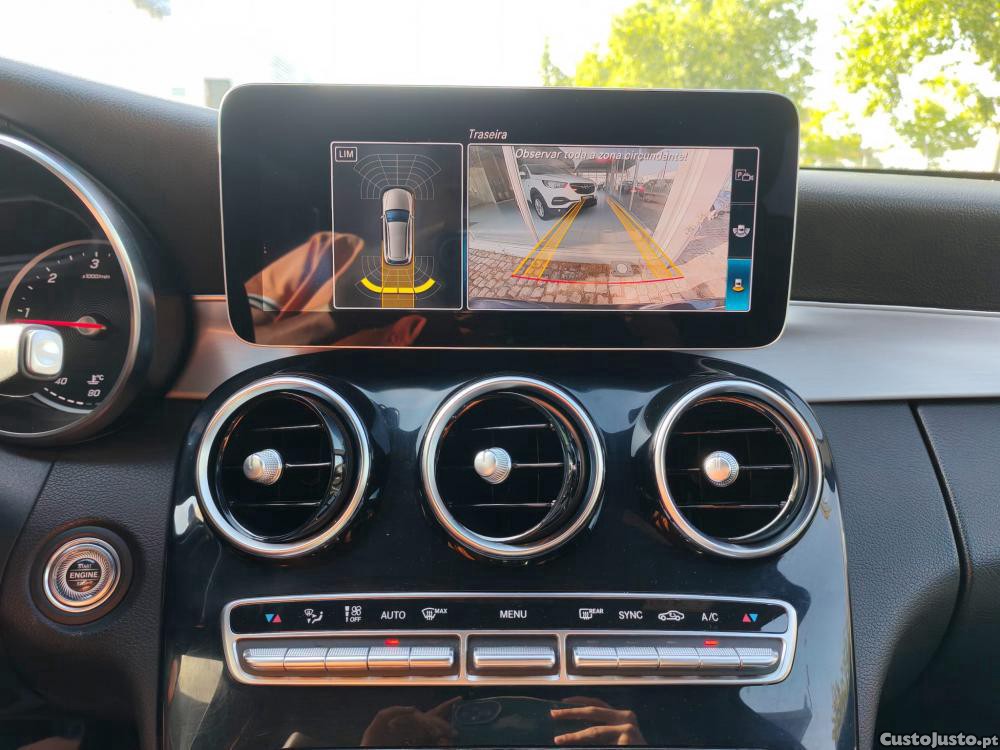 Mercedes-Benz C 220 d AMG Line — fotografia 4